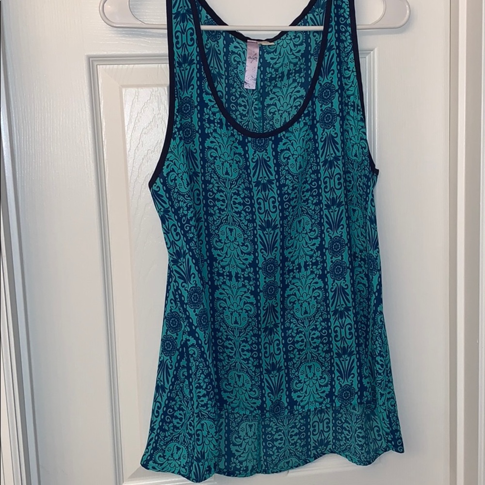 Alya high low tank top